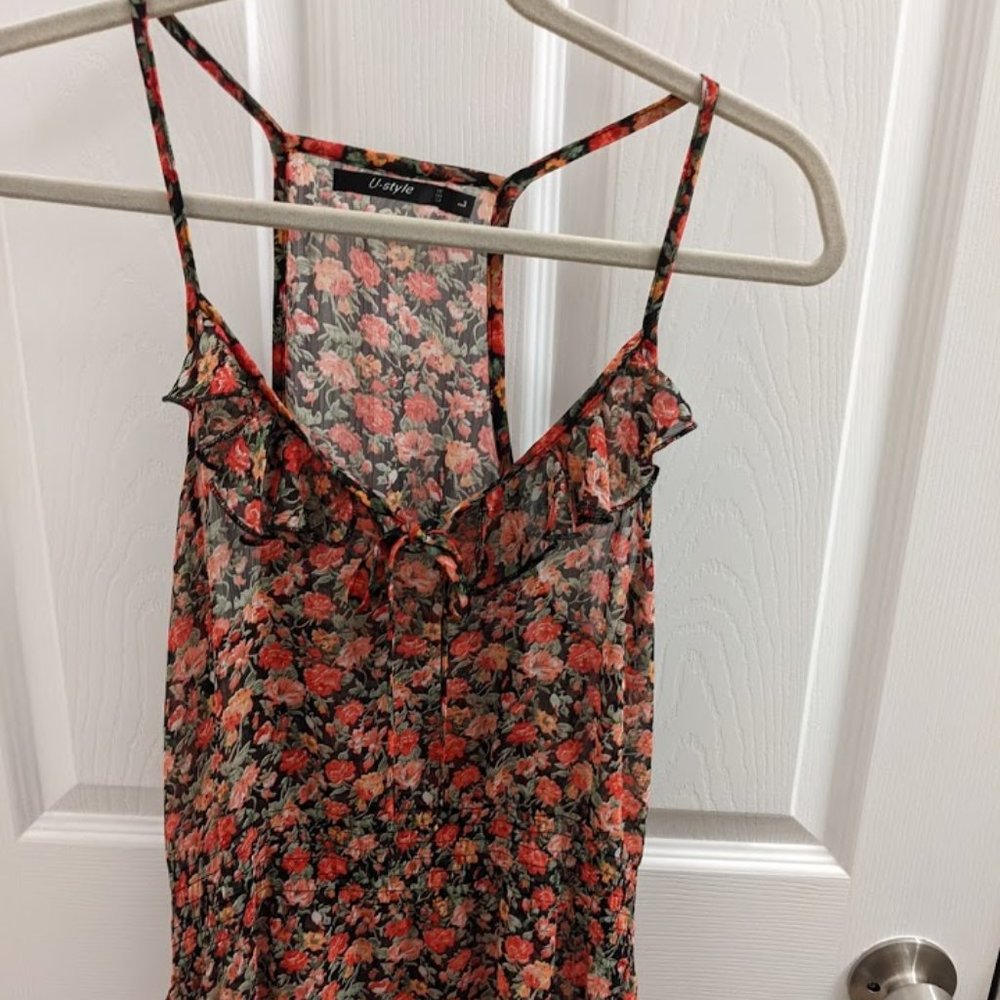 U style floral  tank top